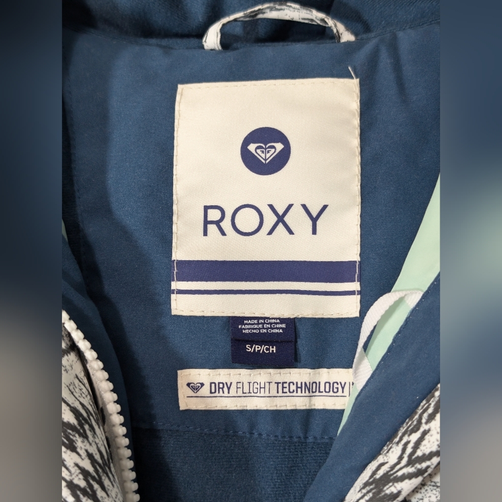 Roxy White And Black Pattern Winter Jacket With F… - image 8